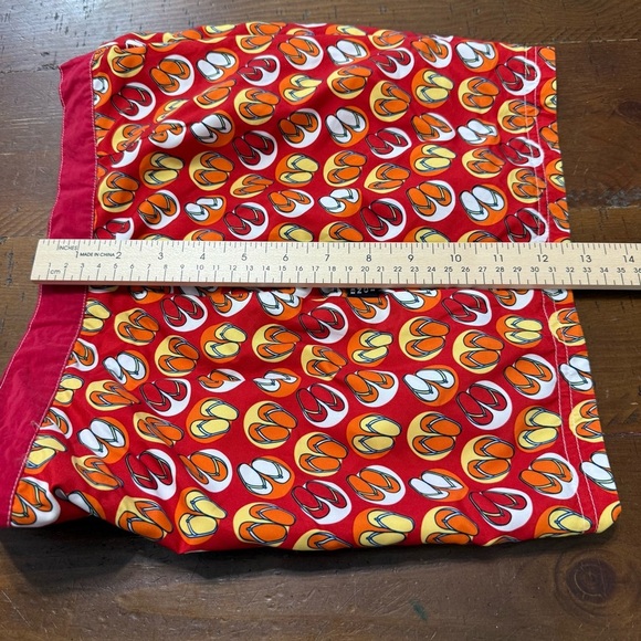 BNCI Colorful Patterned reversible shorts, size women’s 28, Velcro, preowned - Picture 5 of 8